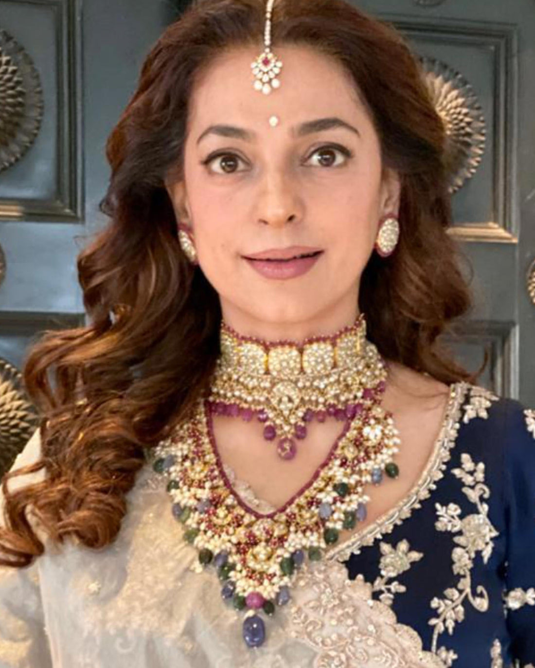 Sela Polki Long Necklace wore by Indian actress Juhi Chawla