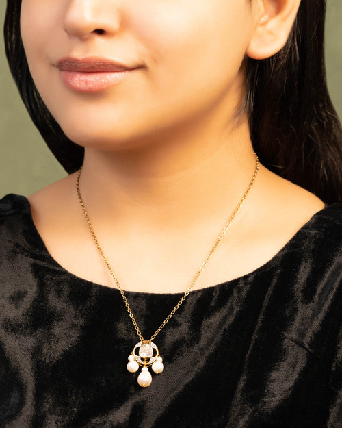 Vriddhi Pendant And Jignisha Tops Polki And Diamond Set