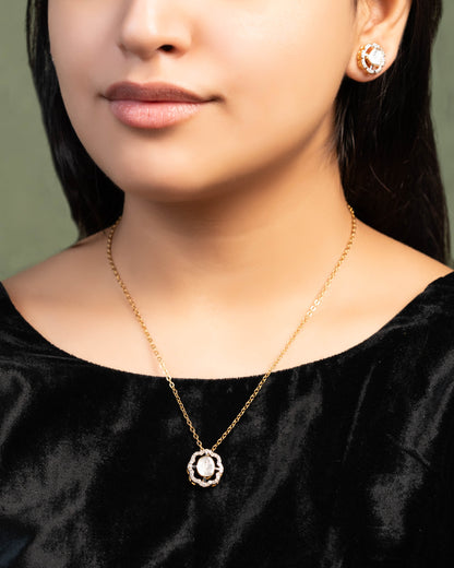 Pragya Polki And Diamond Pendant