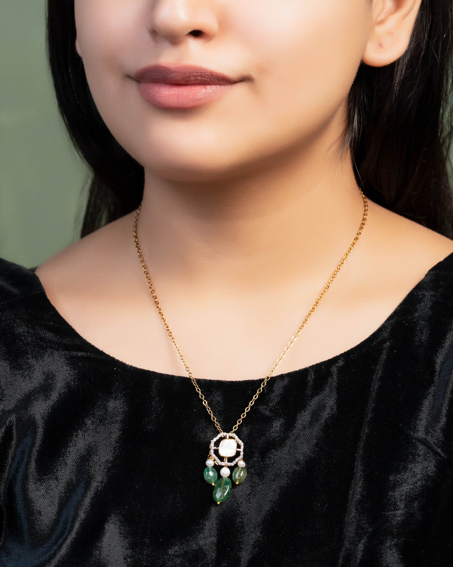 Karishma Polki And Diamond Pendant