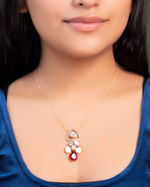 Aryahi Polki And Diamond Pendant