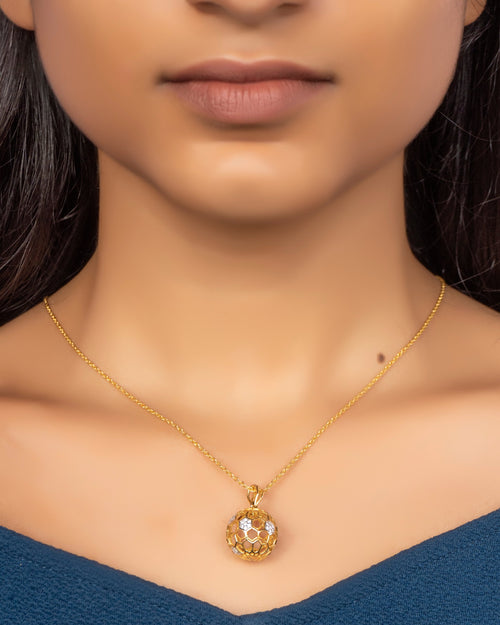 Myka Diamond Pendant