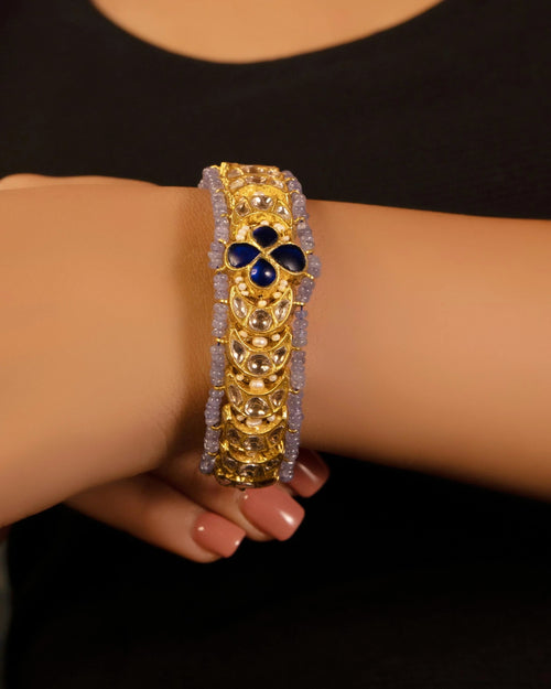 Harshika Polki Ponchi