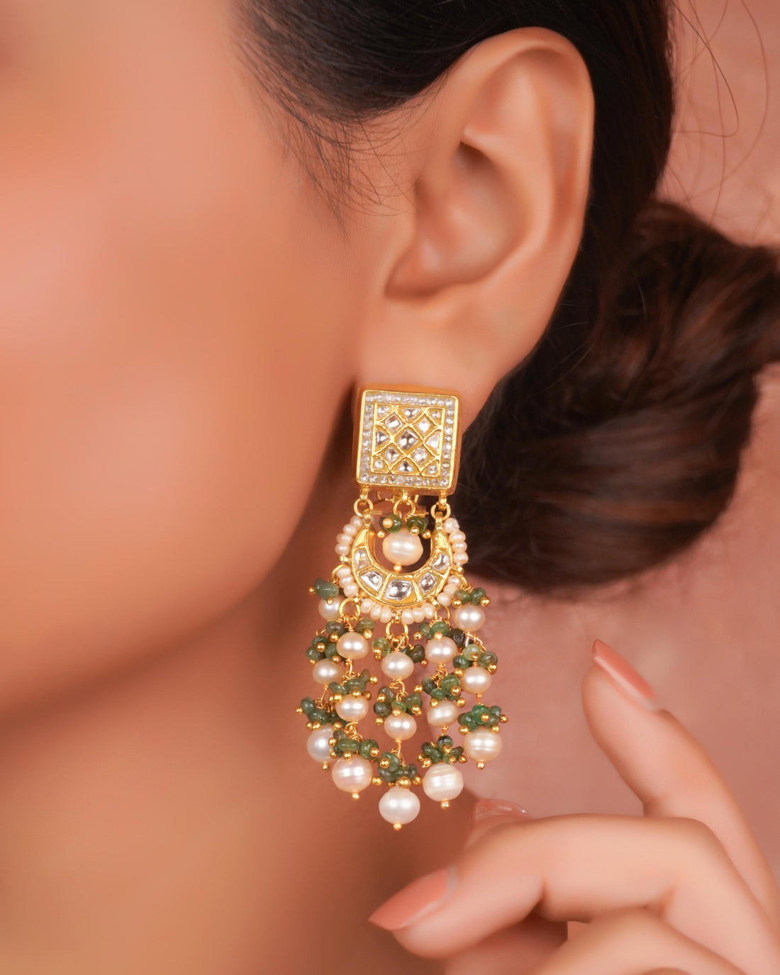 Ashwini Choker And Riddhi Chandbalis Polki Set