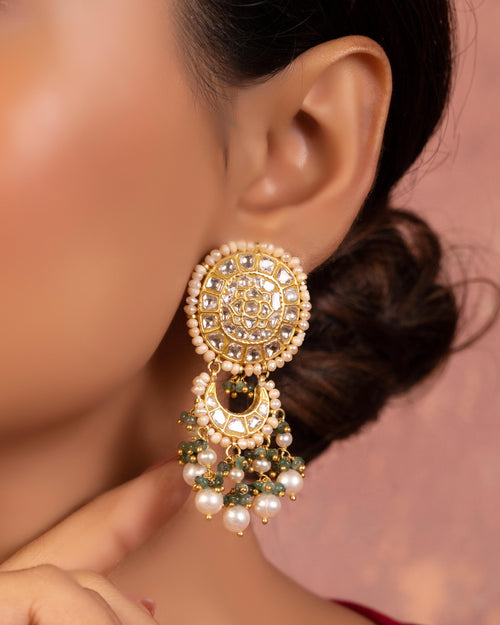 Fatima Choker And Avni Chandbalis Polki Set